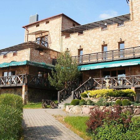 Tvirtove Prie Didziulio Hotel Dėdeliškės Kültér fotó