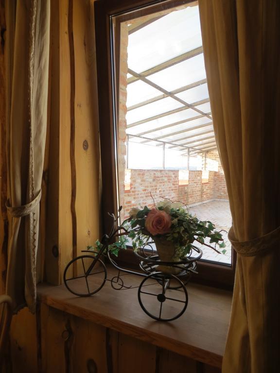 Tvirtove Prie Didziulio Hotel Dėdeliškės Szoba fotó